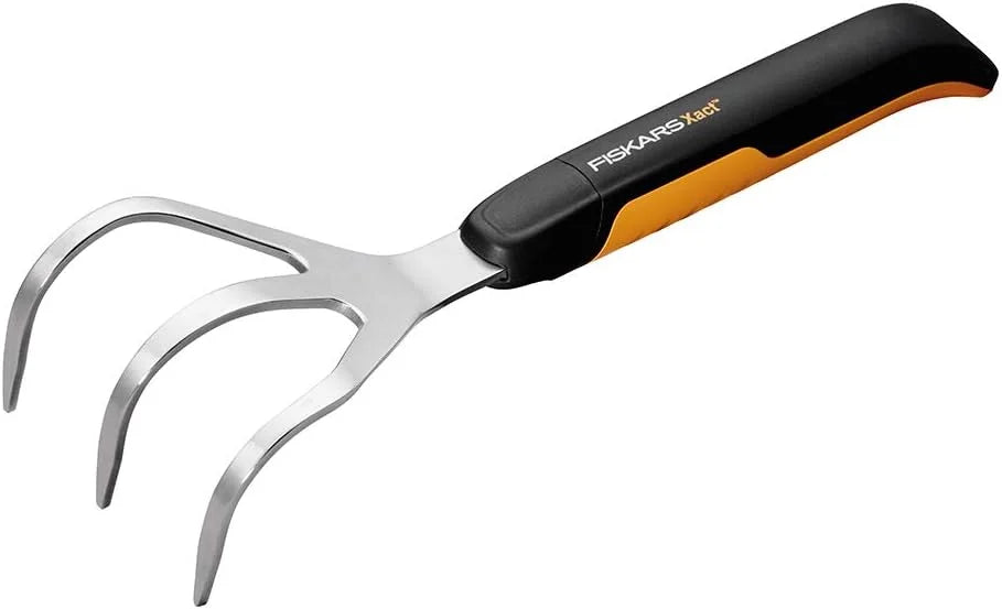 Fiskars Xact Hand Cultivator, Stainless Steel Weeder, Durable Garden Tool
